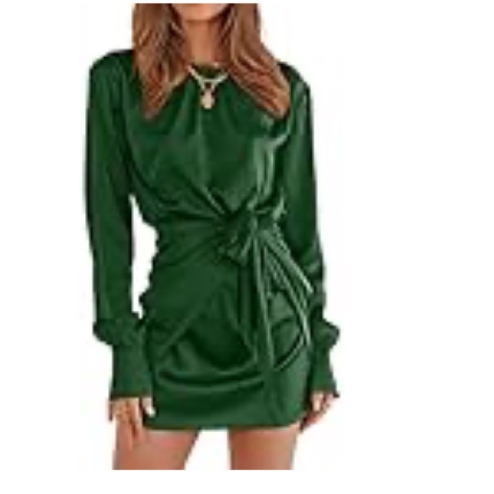 Green Long Sleeve Mini Dress